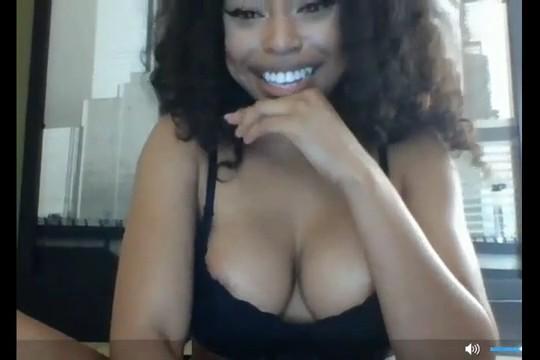 Mirianna masturbating in a leaked livestream