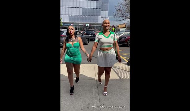 Daphne & Chantelle Lesbian Sex