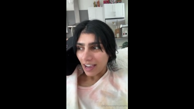 Mia khalifa nude livestream leaked