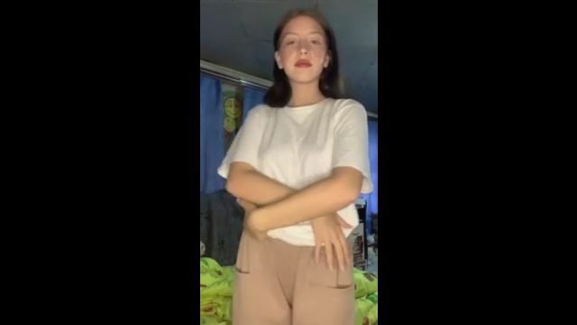 Sexy Teen maria undress for daddy