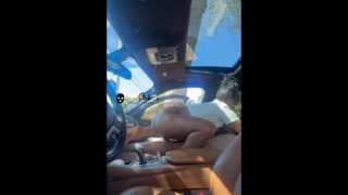 Strokes Amazing Car Sex Tape Huge Ass Jiggle