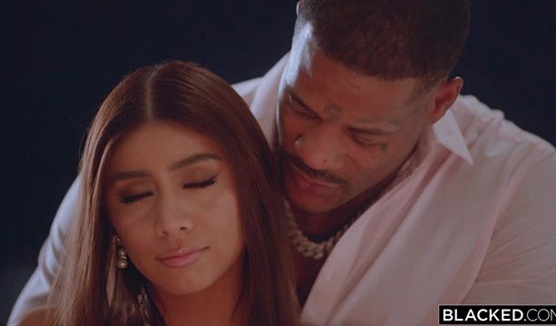 Violet Myers Interracial Sex Tape leaked