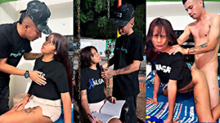 Videos de El tipo solo finge ayudarla pero solo quiere singar a Angela Fox en xpaja