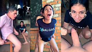 Videos de Encontro a su hermanastro en paja y lo complace singando duro en xpaja